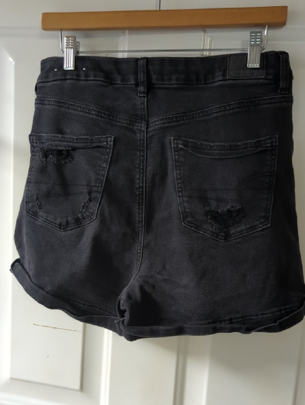 American Eagle Outfitters Black Distressed Jean Shorts - Picture 6 of 11
